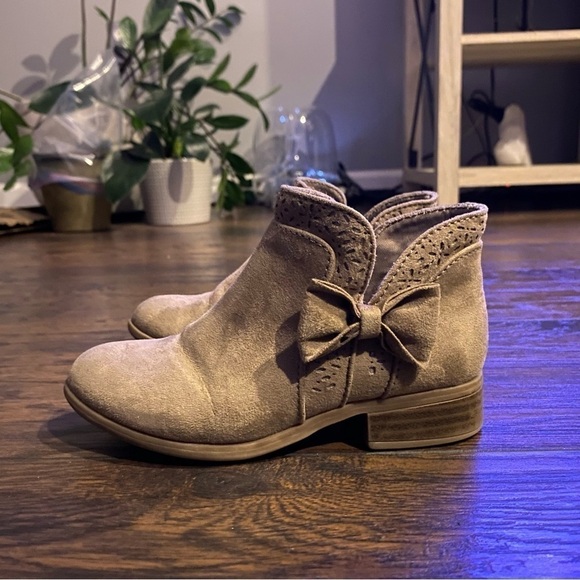 Toddler Ankle Boots - Picture 14 of 14